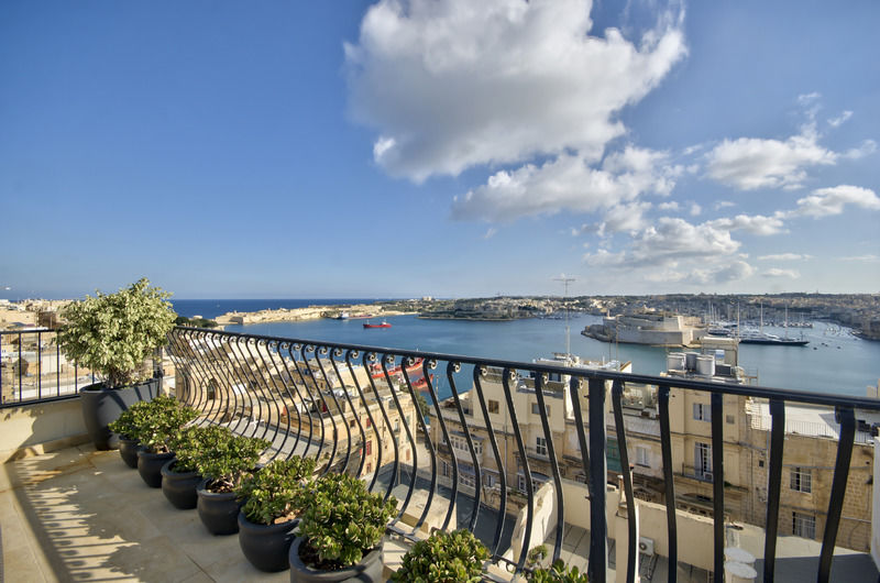 Palazzo Prince D'Orange Валета Екстериор снимка